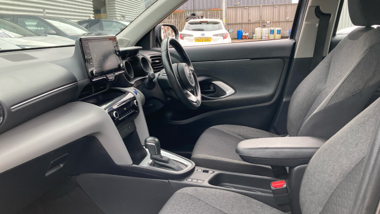 Toyota Yaris Cross 1.5 Hybrid Icon 5dr CVT Hybrid Estate